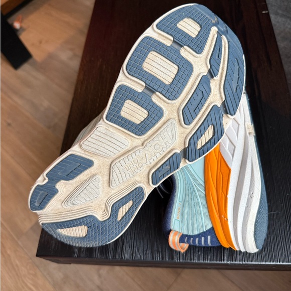 HOKA Bondi 7 Road-Running Shoes - Women's 9 Color: BLUE HAZE/BLACK IRIS - Picture 4 of 8